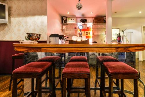 ผับ/เลาจน์, Flair Hotel Vier Jahreszeiten in บาด อัวราค