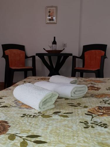 Apartments TODOR, Bar