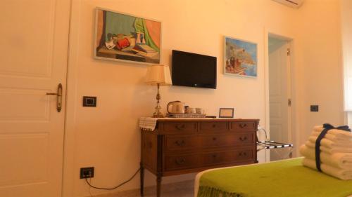 Conte di Morelia – Salerno, UT
