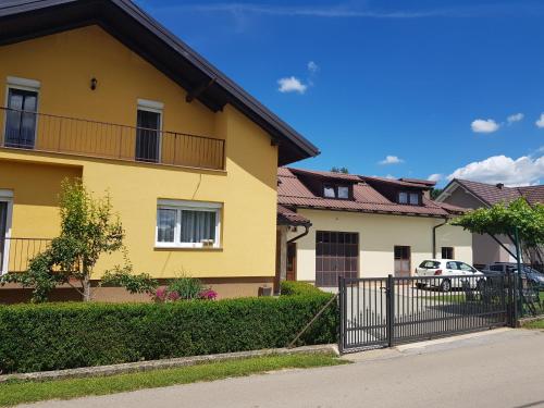 Apartman DIVA - Apartment - Otočac