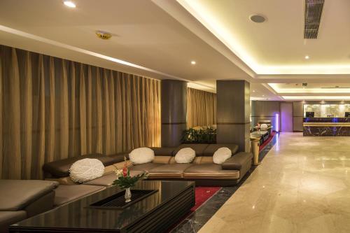 Lobby, Grand Palace Hotel & Resorts Rangpur in Rangpur