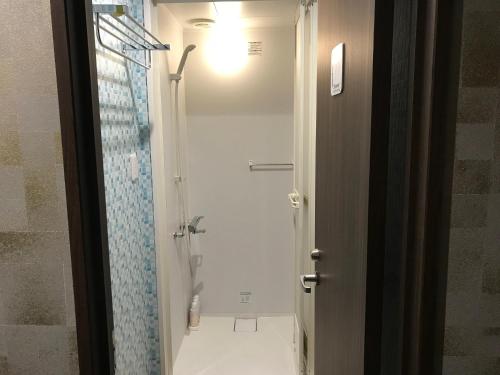 Bunk Bed with Shared Bathroom