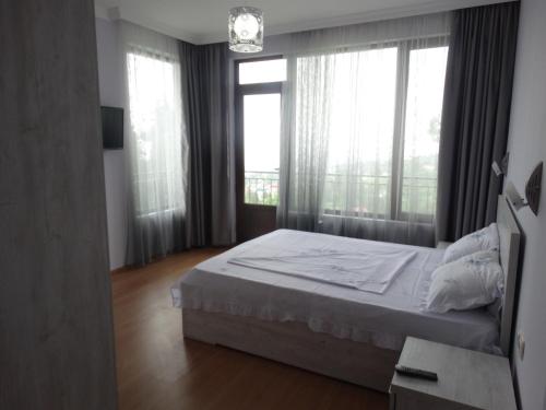 Zura's Guest House