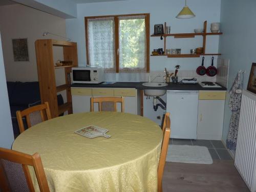 Studio 30 M2 jardinet 10minutes Annecy