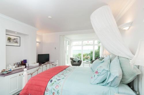 Facilities, Dyers House in Cashmere