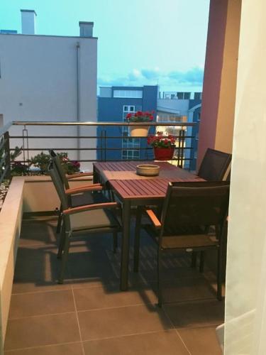 Apartments with a parking space Split - 15769, Split (photo 8)