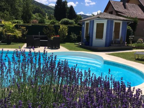 Gîte avec piscine CHEZ VÉRO