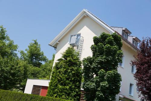 ホテル クリエムヒルド アム ヒルシュガーテン イン ミュンヘン ニンフェンブルク