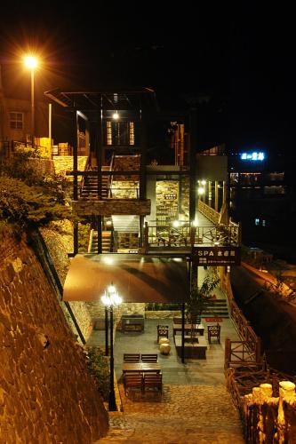 名庐假期大饭店 名庐假期大饭店