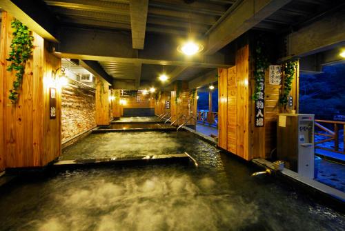 名庐假期大饭店 名庐假期大饭店