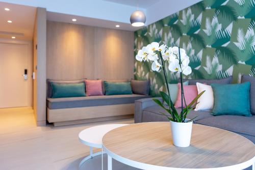 Skiathos Palace Hotel - image 3