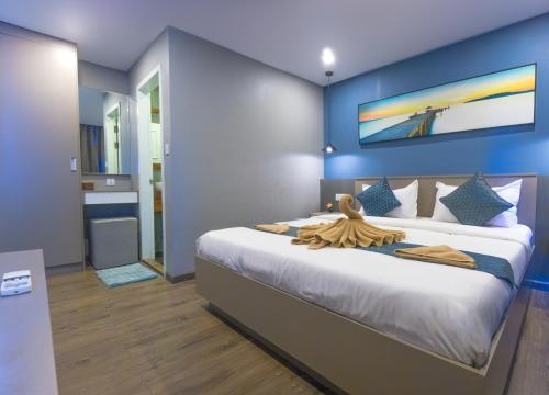 1 queen bed