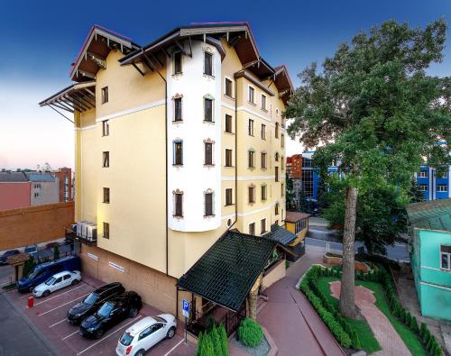 Hotel Dinastiya