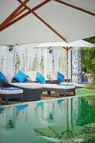 Swimming pool, Manoir Des Arts Hotel in Haiphong