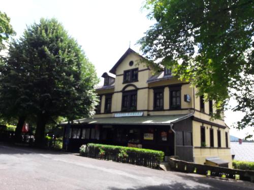 . Hotel Hubert