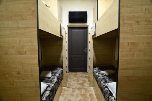 1 bunk bed