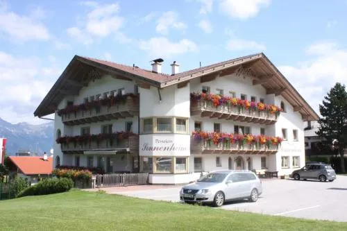 Pension Sonnenheim in Schönberg im Stubaital, Österreich