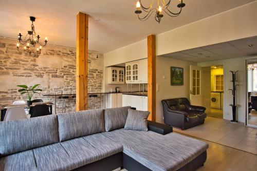 Dream Stay - Old Town Church View Apartment with Sauna, Tallinn