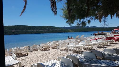 Neum Beach Apartment - image 9