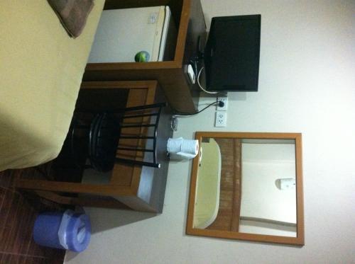 Photo - White Orchid Inn II