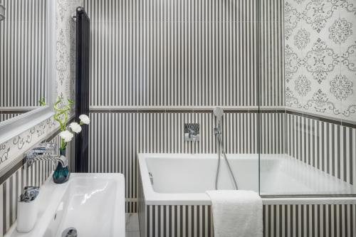 Old Town Square View Apartments - main image