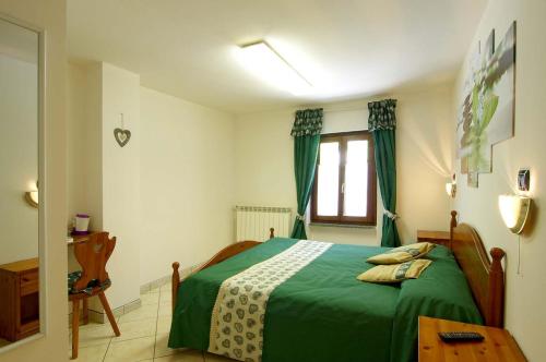 Double Room with Shared Bathroom