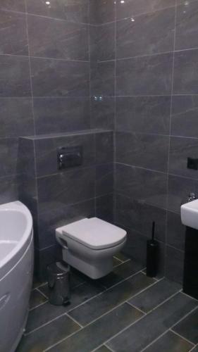 Aquamarine Apartment - image 3