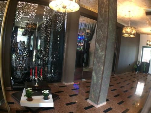 Chateau Del Marina Penthouses - image 12