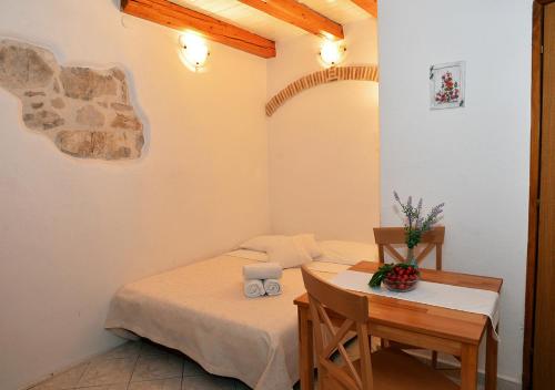 Old Town Vrsar, apartments Danica & Zoran 4