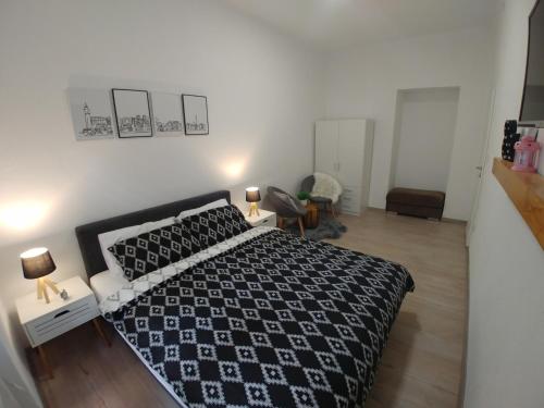 Apartments Sari - image 7