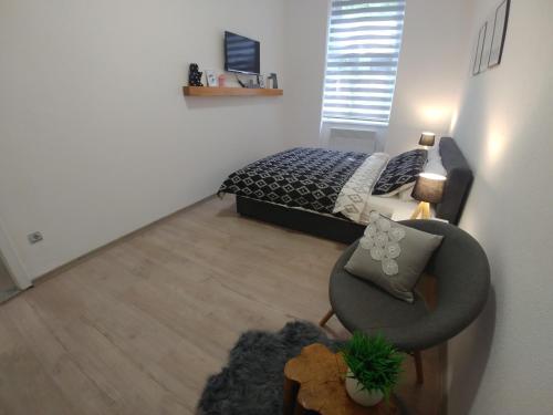 Apartments Sari - image 10