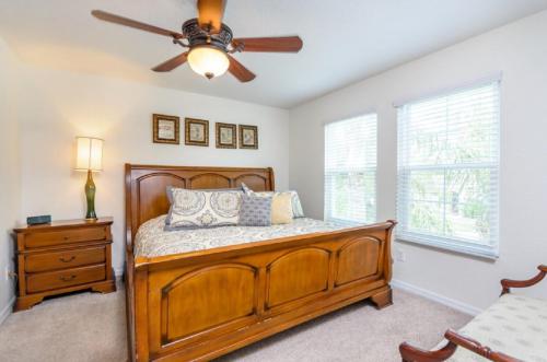 Six-Bedroom Villa 337 - image 8