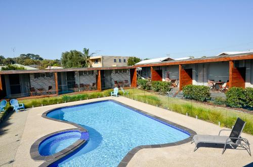 Riverside Ocean Grove Motel Suites and Holiday Cabins - Point Lonsdale