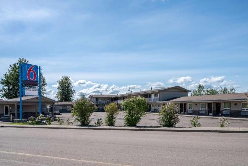 Motel 6-Fort Nelson, BC