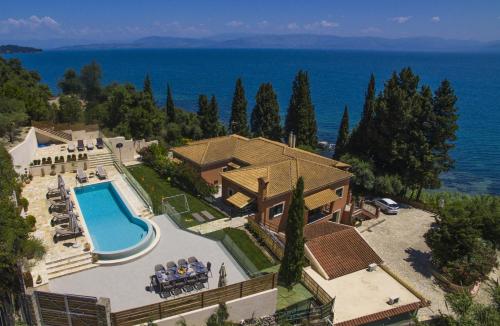  La Vista E Bella Estate in Benitses