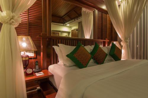 Angkor Palace Suite & Villa