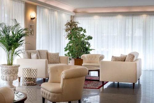 Hotel Tiffany - image 14
