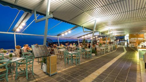 Samaria by the Sea - image 3