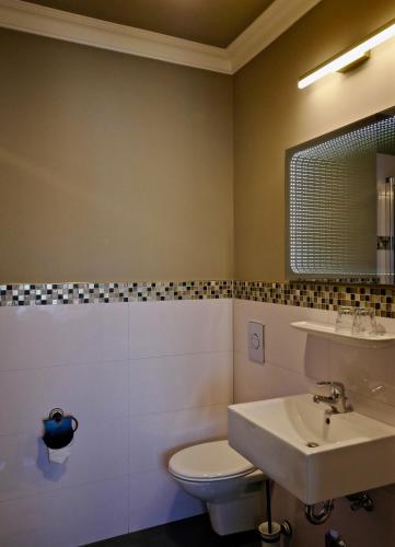 Hotel Hamburg Altona - image 9