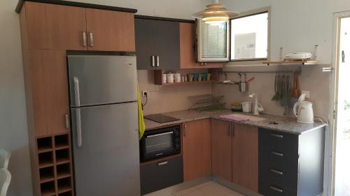 Cocina, Neot Golf Caesarea Garden Apartment in Caesarea