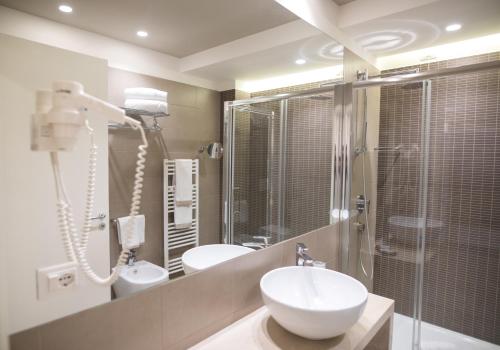 Airone City Hotel - image 12