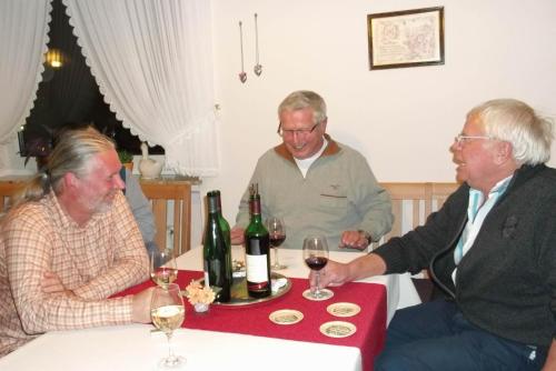 Weingut & Gästehaus Mees, Briedel (photo 9)