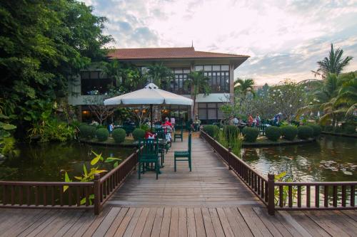 Angkor Palace Suite & Villa