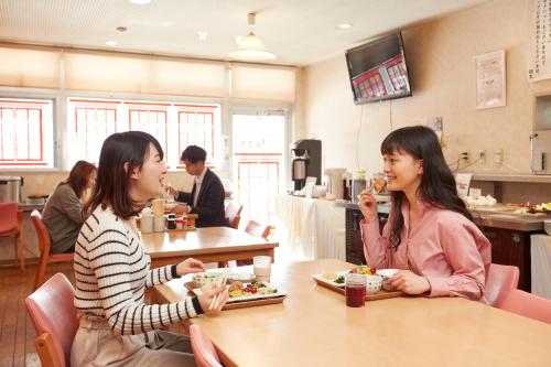 Hotel Folkloro Takahata - 레스토랑