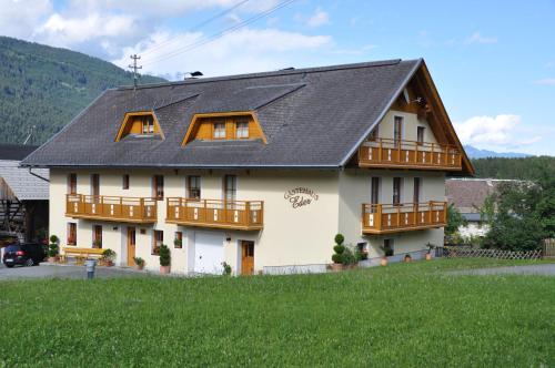 Intrare, Gästehaus Eder (Gastehaus Eder) in Hermagor