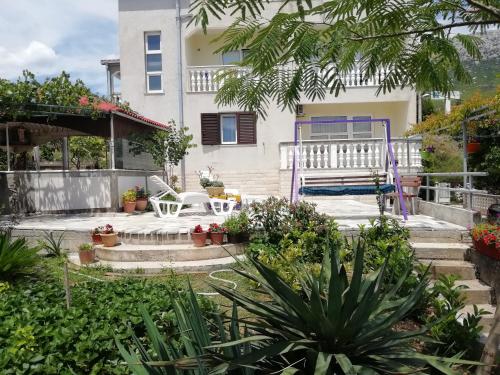  Lucija 2 in Solin