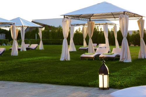 สวน, Hotel SJ in ตอนเดลา