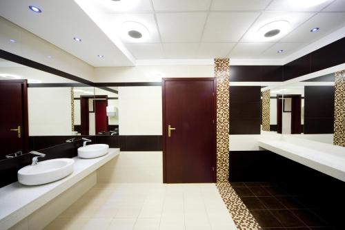 Hotel Centrum - image 11
