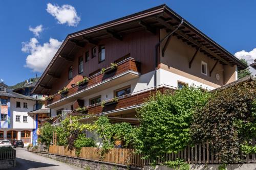 Appartements Rieser - im Herzen von Mayrhofen - sonniger Balkon - 3 Schlafzimmer