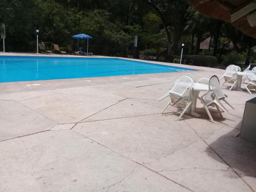 Swimming pool, Hotel Nema Kadior in Ziguinchor